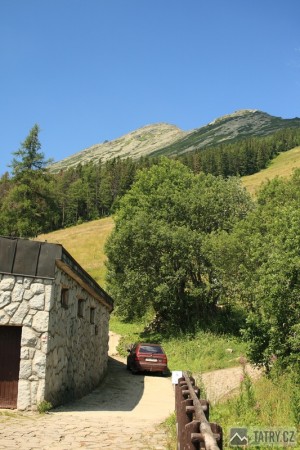 Sjezdovka nad Hrebienkem směrem na Slavkovskou vyhlídku